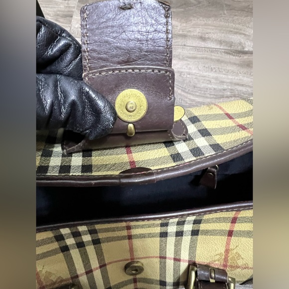 Burberry Rare and Vintage Haymarket Check Shoulder Bag - Picture 6 of 11